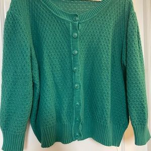 Green cropped sweater